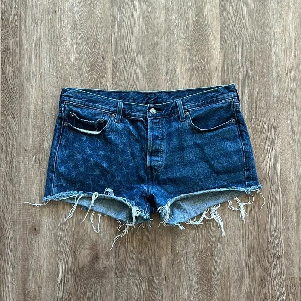 Levi's American Flag‎ Cut Off Denim Shorts Dark Wash Size 32 Cotton Raw Hem